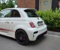 Білий Абарт Fiat 500, об'ємом двигуна 1.37 л та пробігом 115 тис. км за 12000 $, фото 3 на Automoto.ua