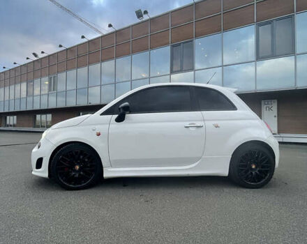 Белый Абарт Fiat 500, объемом двигателя 1.4 л и пробегом 181 тыс. км за 7800 $, фото 12 на Automoto.ua