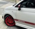 Белый Абарт Fiat 500, объемом двигателя 1.37 л и пробегом 140 тыс. км за 9500 $, фото 5 на Automoto.ua