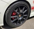 Білий Абарт Fiat 500, об'ємом двигуна 1.37 л та пробігом 115 тис. км за 12000 $, фото 7 на Automoto.ua