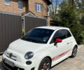 Белый Абарт Fiat 500, объемом двигателя 1.37 л и пробегом 91 тыс. км за 7900 $, фото 6 на Automoto.ua