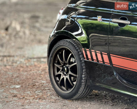 Черный Абарт Fiat 500, объемом двигателя 1.4 л и пробегом 119 тыс. км за 8900 $, фото 5 на Automoto.ua