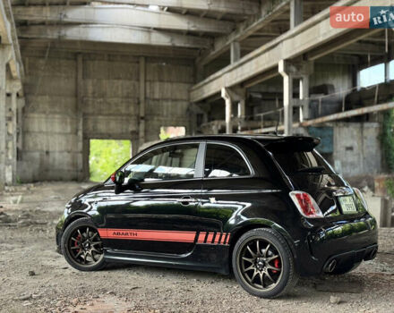 Черный Абарт Fiat 500, объемом двигателя 1.4 л и пробегом 119 тыс. км за 8900 $, фото 4 на Automoto.ua