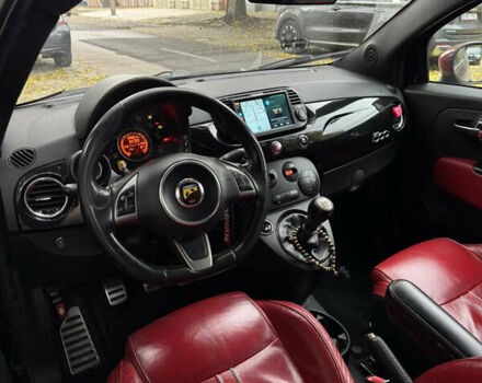 Черный Абарт Fiat 500, объемом двигателя 1.4 л и пробегом 119 тыс. км за 8900 $, фото 12 на Automoto.ua