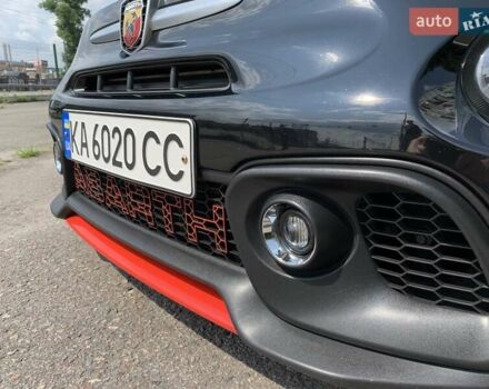 Черный Абарт Fiat 500, объемом двигателя 1.37 л и пробегом 60 тыс. км за 15500 $, фото 7 на Automoto.ua