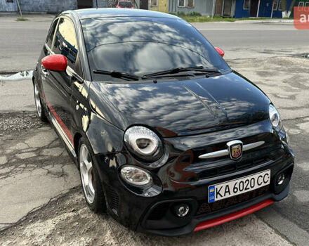 Черный Абарт Fiat 500, объемом двигателя 1.37 л и пробегом 61 тыс. км за 15500 $, фото 2 на Automoto.ua