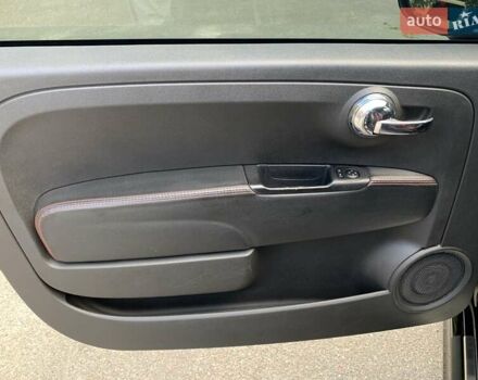 Черный Абарт Fiat 500, объемом двигателя 1.37 л и пробегом 60 тыс. км за 15500 $, фото 13 на Automoto.ua