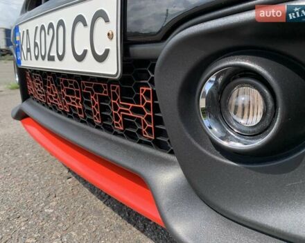 Черный Абарт Fiat 500, объемом двигателя 1.37 л и пробегом 60 тыс. км за 15500 $, фото 6 на Automoto.ua