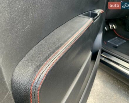 Черный Абарт Fiat 500, объемом двигателя 1.37 л и пробегом 60 тыс. км за 15500 $, фото 11 на Automoto.ua