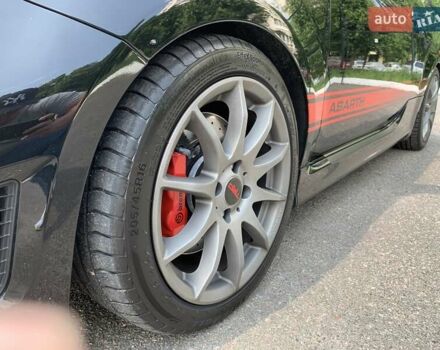Черный Абарт Fiat 500, объемом двигателя 1.37 л и пробегом 60 тыс. км за 15500 $, фото 3 на Automoto.ua