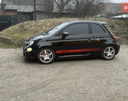 Черный Абарт Fiat 500, объемом двигателя 1.37 л и пробегом 61 тыс. км за 15500 $, фото 12 на Automoto.ua