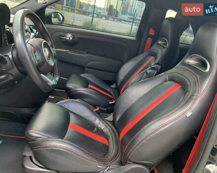 Черный Абарт Fiat 500, объемом двигателя 1.37 л и пробегом 60 тыс. км за 15500 $, фото 16 на Automoto.ua