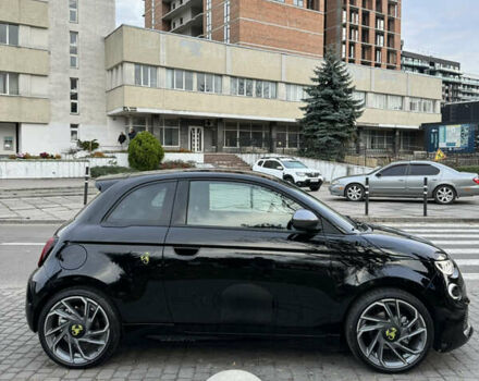 Черный Абарт Fiat 500, объемом двигателя 0 л и пробегом 20 тыс. км за 32000 $, фото 28 на Automoto.ua