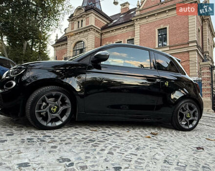 Черный Абарт Fiat 500, объемом двигателя 0 л и пробегом 20 тыс. км за 32000 $, фото 46 на Automoto.ua