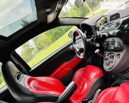 Черный Абарт Fiat 500, объемом двигателя 1.4 л и пробегом 99 тыс. км за 9100 $, фото 4 на Automoto.ua