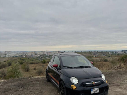Черный Абарт Fiat 500, объемом двигателя 1.4 л и пробегом 119 тыс. км за 9000 $, фото 1 на Automoto.ua