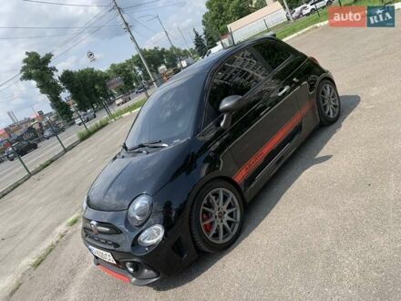Черный Абарт Fiat 500, объемом двигателя 1.37 л и пробегом 60 тыс. км за 15500 $, фото 1 на Automoto.ua