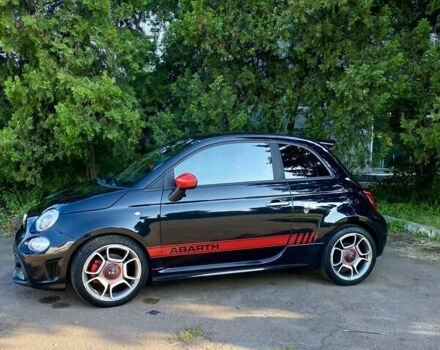Черный Абарт Fiat 500, объемом двигателя 1.4 л и пробегом 65 тыс. км за 17000 $, фото 1 на Automoto.ua