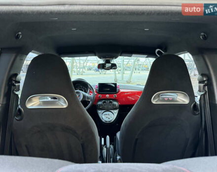 Красный Абарт Fiat 500, объемом двигателя 1.4 л и пробегом 100 тыс. км за 11500 $, фото 27 на Automoto.ua