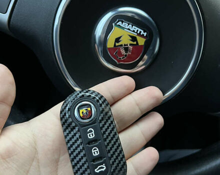 Червоний Абарт Fiat 500, об'ємом двигуна 1.4 л та пробігом 64 тис. км за 13500 $, фото 10 на Automoto.ua