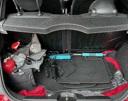 Червоний Абарт Fiat 500, об'ємом двигуна 1.4 л та пробігом 64 тис. км за 13500 $, фото 13 на Automoto.ua