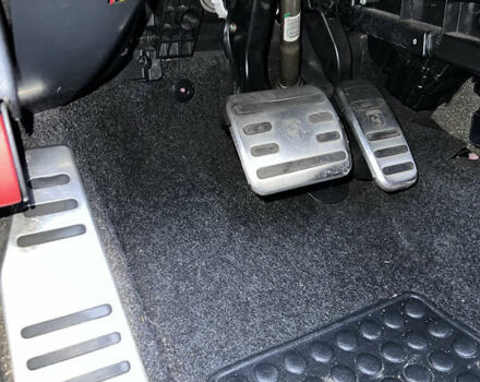 Червоний Абарт Fiat 500, об'ємом двигуна 1.4 л та пробігом 64 тис. км за 13500 $, фото 12 на Automoto.ua