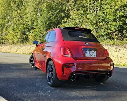 Красный Абарт Fiat 500, объемом двигателя 1.4 л и пробегом 116 тыс. км за 9300 $, фото 4 на Automoto.ua