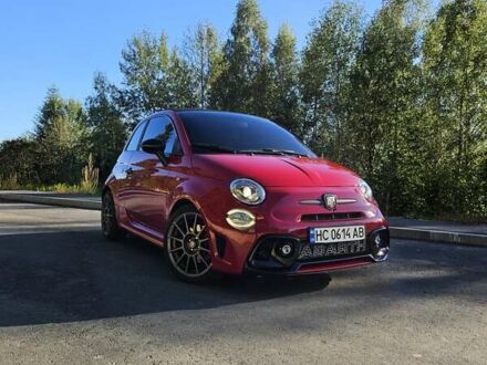 Червоний Абарт Fiat 500, об'ємом двигуна 1.4 л та пробігом 116 тис. км за 9300 $, фото 1 на Automoto.ua