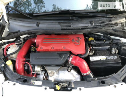 Абарт Fiat 500, объемом двигателя 1.4 л и пробегом 88 тыс. км за 14499 $, фото 8 на Automoto.ua
