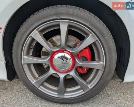 Серый Абарт Fiat 500, объемом двигателя 1.37 л и пробегом 107 тыс. км за 8500 $, фото 9 на Automoto.ua