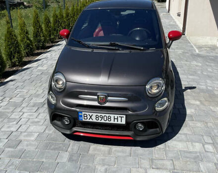Серый Абарт Fiat 500, объемом двигателя 1.37 л и пробегом 102 тыс. км за 15900 $, фото 2 на Automoto.ua
