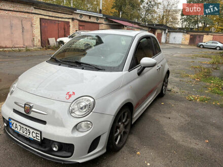 Абарт Fiat 500 2011 в Киеве на Automoto.ua Серый Абарт Fiat 500, объемом двигателя 1.37 л и пробегом 109 тыс. км за 8700 $, фото 1 на Automoto.ua