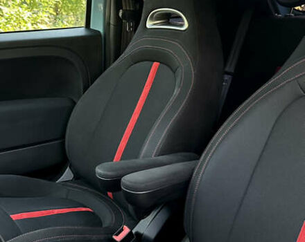 Синий Абарт Fiat 500, объемом двигателя 1.4 л и пробегом 57 тыс. км за 14750 $, фото 9 на Automoto.ua