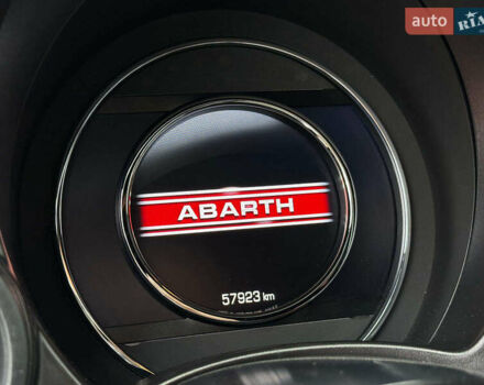 Синий Абарт Fiat 500, объемом двигателя 1.4 л и пробегом 59 тыс. км за 13790 $, фото 2 на Automoto.ua