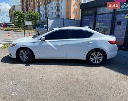 Белый Акура ИЛХ, объемом двигателя 1.5 л и пробегом 240 тыс. км за 11500 $, фото 7 на Automoto.ua