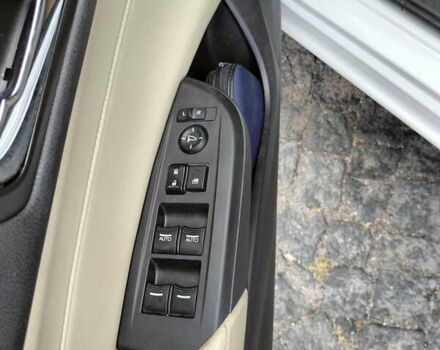 Белый Акура ИЛХ, объемом двигателя 2 л и пробегом 194 тыс. км за 11500 $, фото 16 на Automoto.ua