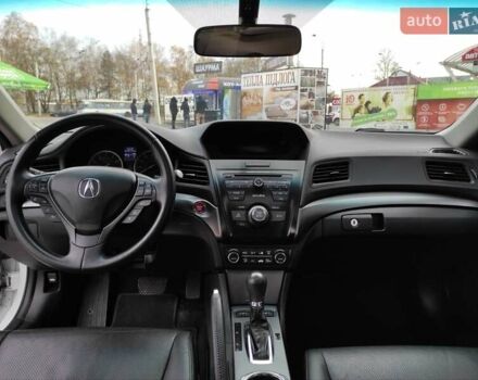 Білий Акура ІЛХ, об'ємом двигуна 2 л та пробігом 156 тис. км за 10500 $, фото 1 на Automoto.ua