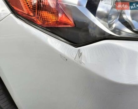 Белый Акура ИЛХ, объемом двигателя 2 л и пробегом 194 тыс. км за 11500 $, фото 24 на Automoto.ua