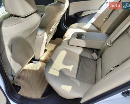 Белый Акура ИЛХ, объемом двигателя 2 л и пробегом 194 тыс. км за 11500 $, фото 14 на Automoto.ua