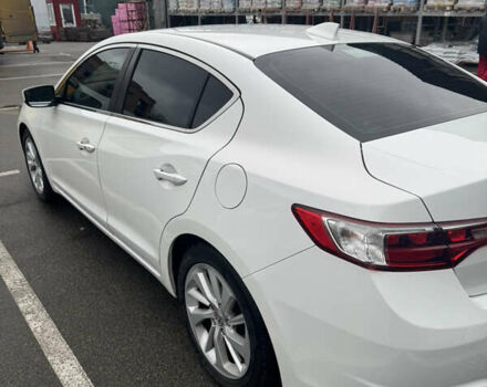 Белый Акура ИЛХ, объемом двигателя 2.36 л и пробегом 150 тыс. км за 10500 $, фото 3 на Automoto.ua