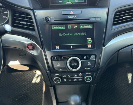 Акура ІЛХ 2017 у Полтаві на Automoto.ua Білий Акура ІЛХ, об'ємом двигуна 2.36 л та пробігом 124 тис. км за 14500 $, фото 26 на Automoto.ua