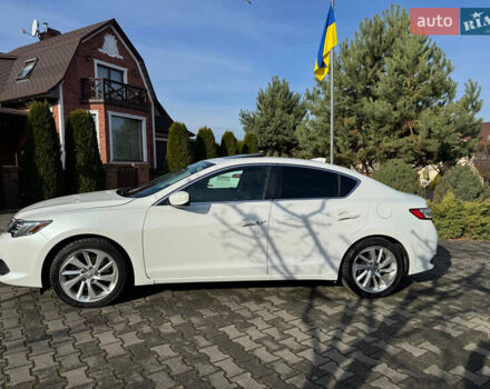 Белый Акура ИЛХ, объемом двигателя 2.35 л и пробегом 90 тыс. км за 12999 $, фото 3 на Automoto.ua