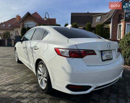 Белый Акура ИЛХ, объемом двигателя 2.35 л и пробегом 90 тыс. км за 12999 $, фото 11 на Automoto.ua