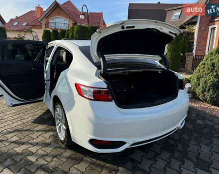 Белый Акура ИЛХ, объемом двигателя 2.35 л и пробегом 90 тыс. км за 12999 $, фото 13 на Automoto.ua