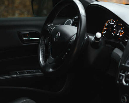 Белый Акура ИЛХ, объемом двигателя 2.36 л и пробегом 96 тыс. км за 14500 $, фото 19 на Automoto.ua