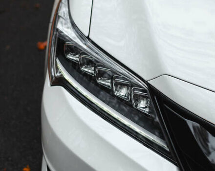 Белый Акура ИЛХ, объемом двигателя 2.36 л и пробегом 96 тыс. км за 14500 $, фото 4 на Automoto.ua