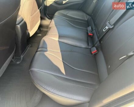 Білий Акура ІЛХ, об'ємом двигуна 2.36 л та пробігом 100 тис. км за 15000 $, фото 8 на Automoto.ua