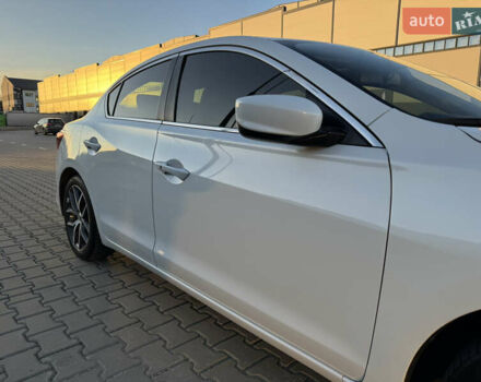 Белый Акура ИЛХ, объемом двигателя 2.35 л и пробегом 56 тыс. км за 14250 $, фото 17 на Automoto.ua