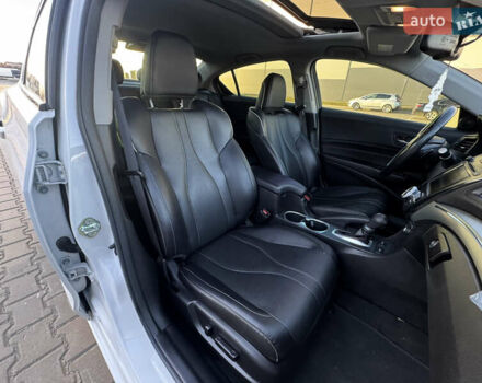 Белый Акура ИЛХ, объемом двигателя 2.35 л и пробегом 56 тыс. км за 14250 $, фото 53 на Automoto.ua