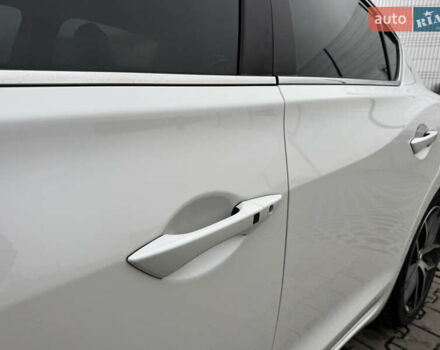 Белый Акура ИЛХ, объемом двигателя 2.36 л и пробегом 57 тыс. км за 13700 $, фото 22 на Automoto.ua